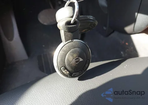 2012 Mini Cooper из США, поврежденный, VIN WMWSU3C51CT263930